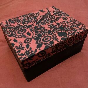 Floral Patterned Accessory Box